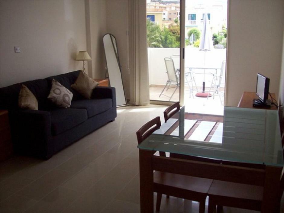 D202 Vanessa Apartments, 佩亚 外观 照片
